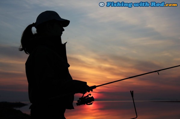 Fraser River night time fishing closure