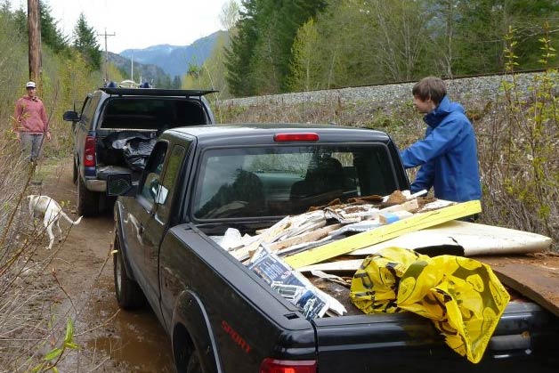 Squamish River Cleanup Squamish River Cleanup